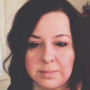 Meet your Posher, Laurie